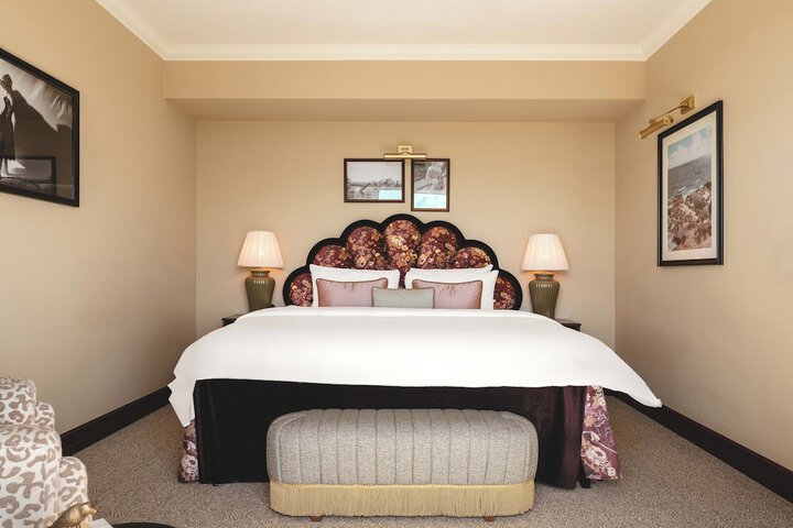 Room 12 of 62