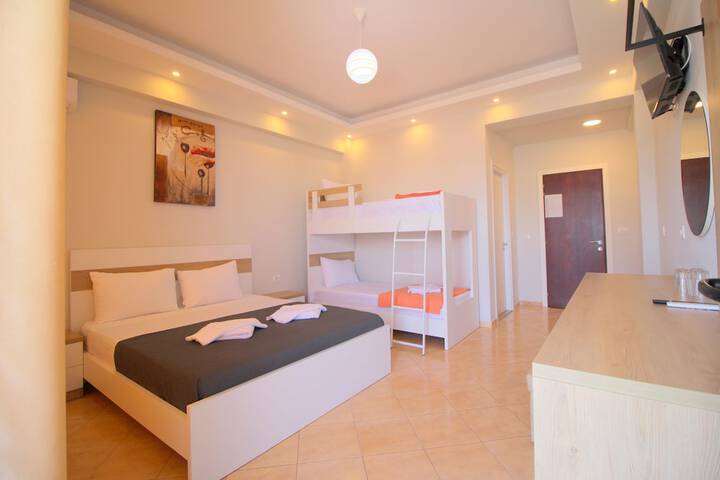 Room 36 of 245