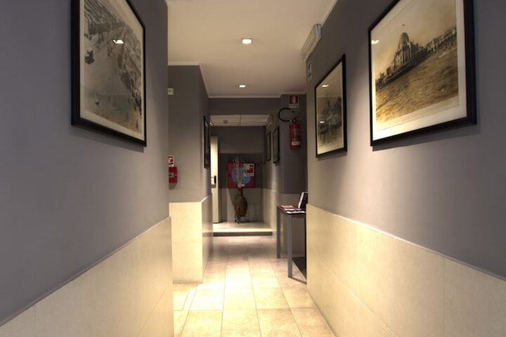 Ballroom/Hall 59 of 72