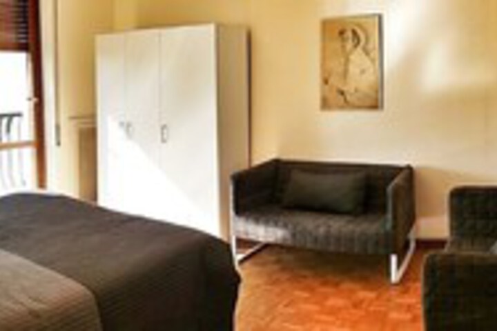 Room 18 of 21