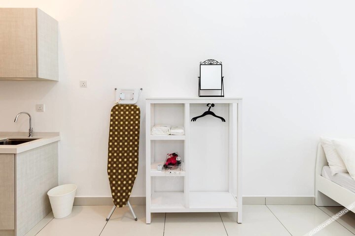 Bright and Comfy Studio 10 Minutes From Klcc