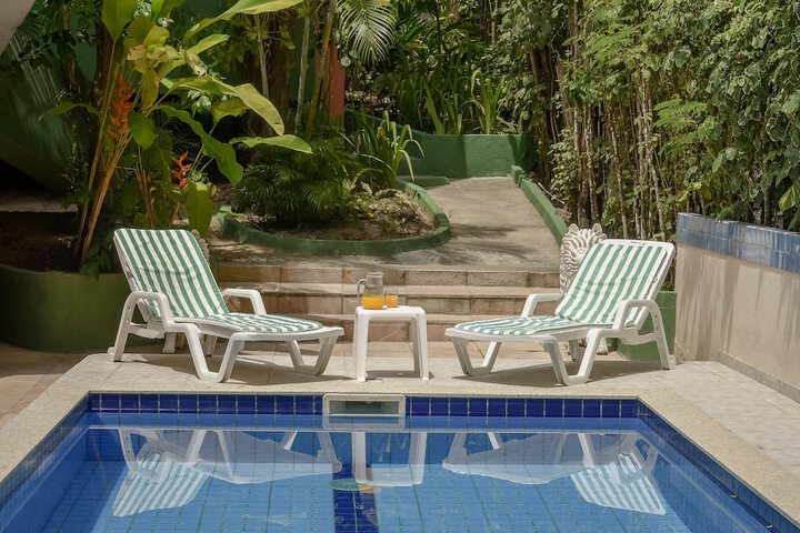 Pool 92 of 106