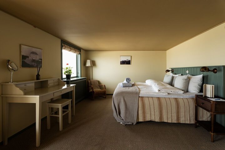 Room 11 of 61