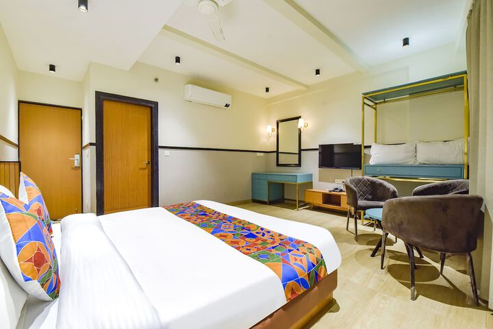Room 20 of 31