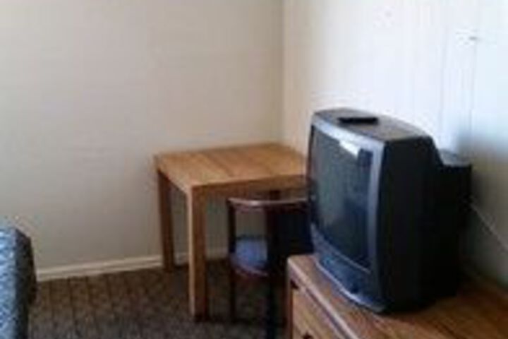 Room 12 of 20