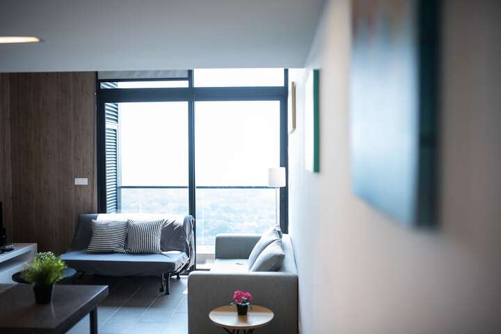Room 34 of 82