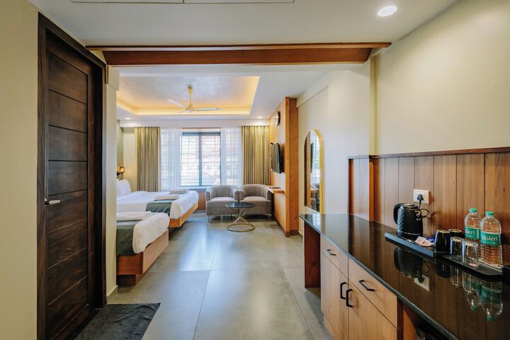 Room 51 of 107