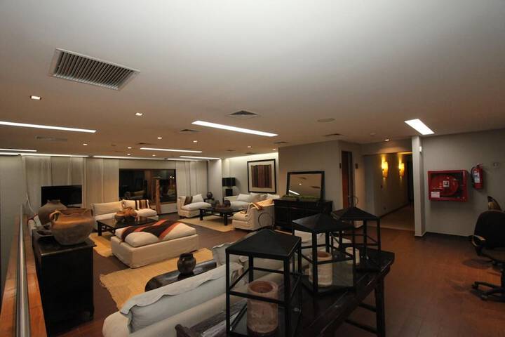 Room 18 of 59