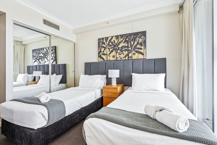 Room 35 of 346