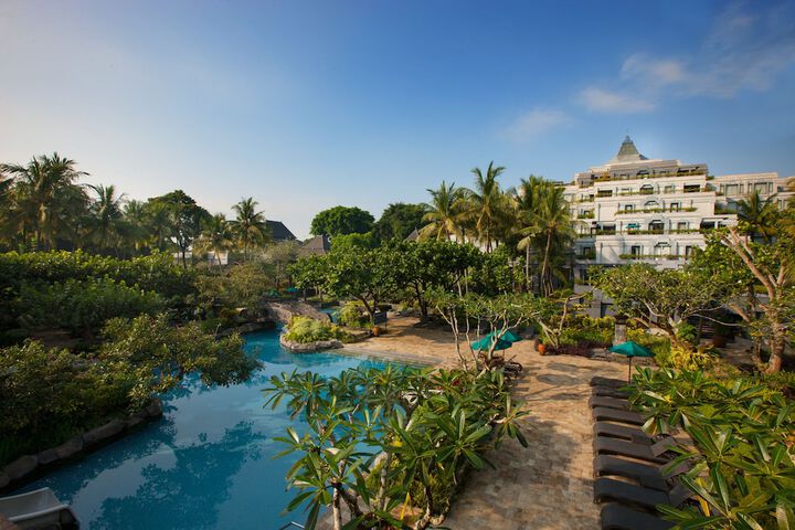 Pools & Facilities