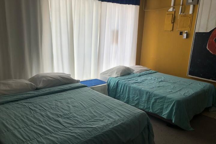 Room 5 of 37