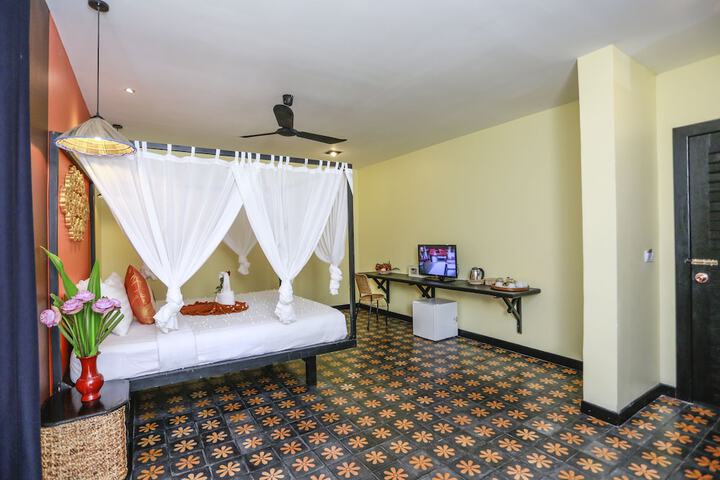 Room 20 of 131