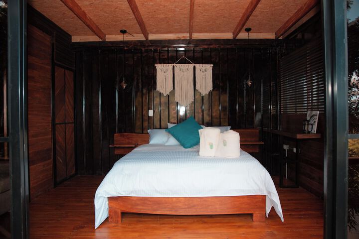 Room 3 of 4