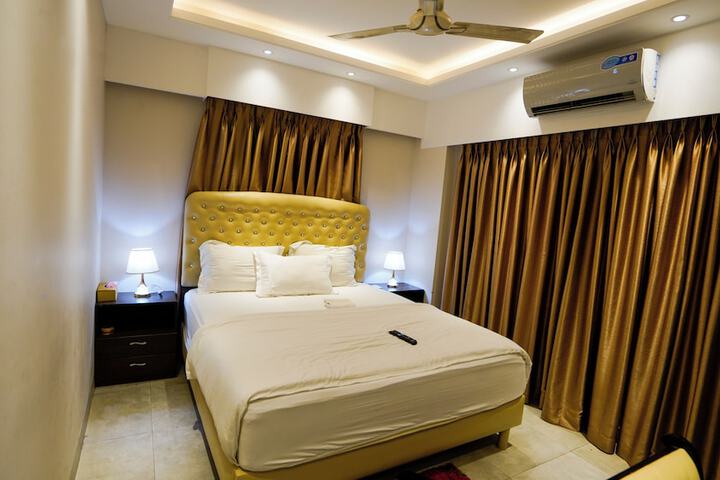 Room 16 of 26