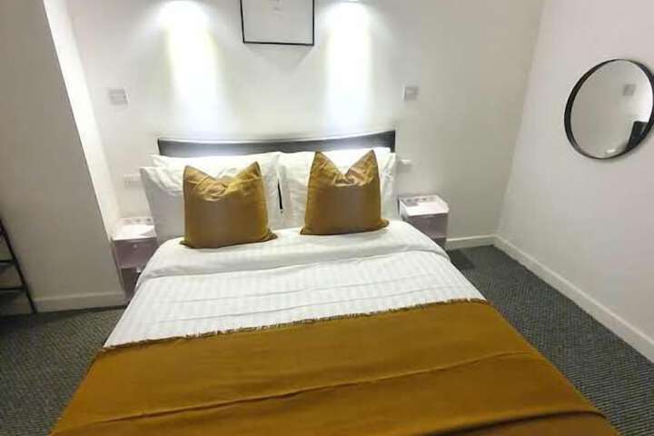 Room 5 of 23