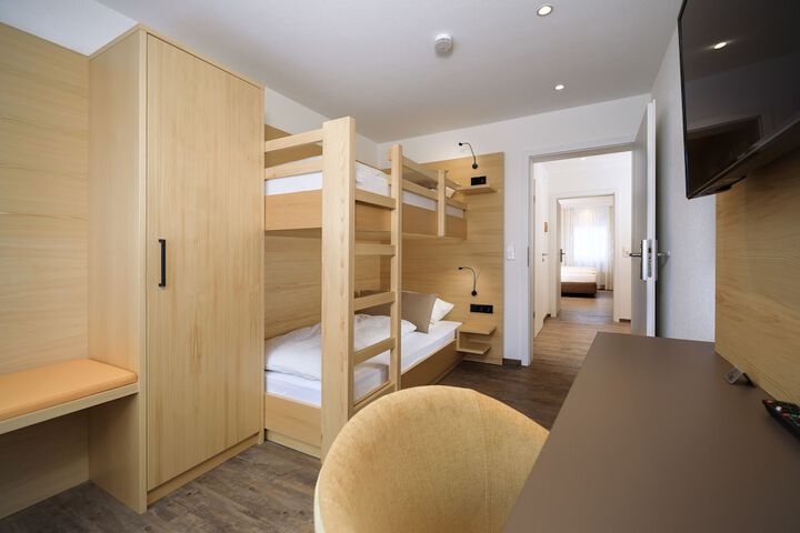 Room 7 of 45