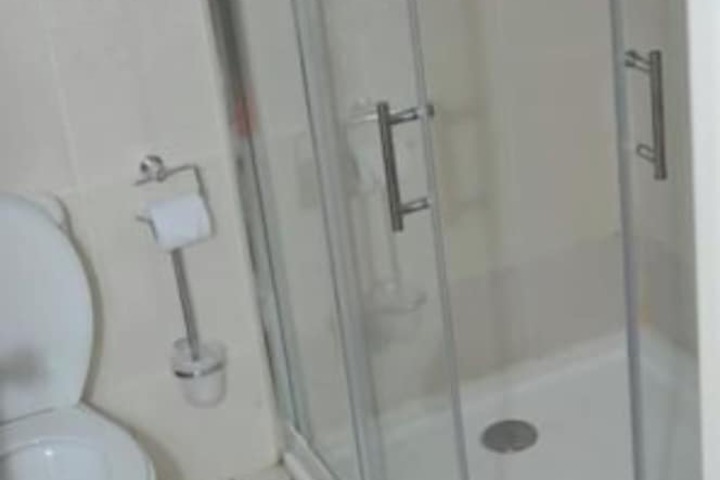 Room 18 of 29