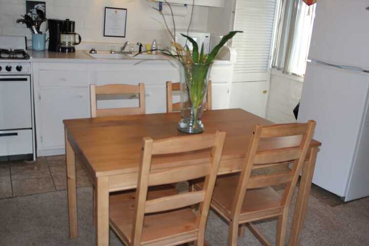 Room 4 of 12