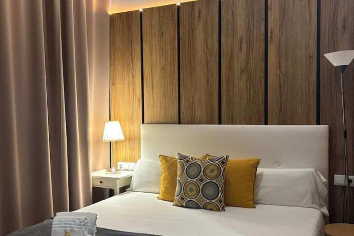 Room 10 of 52