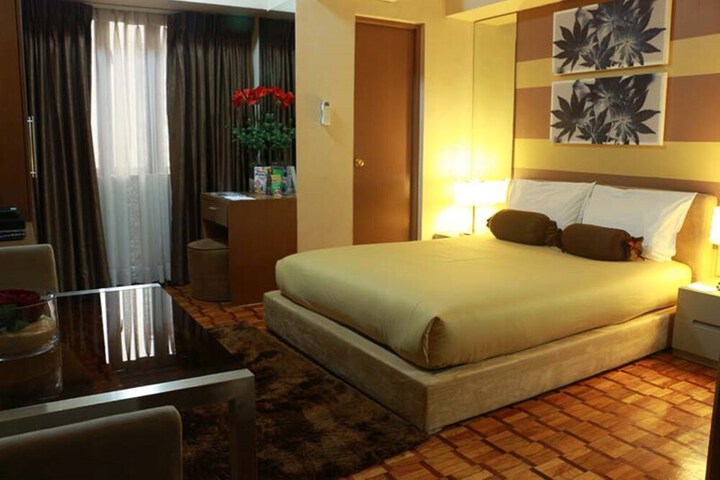 Room 11 of 44