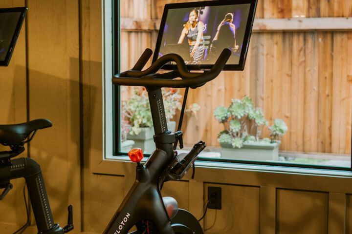 Health and Fitness 25 of 34