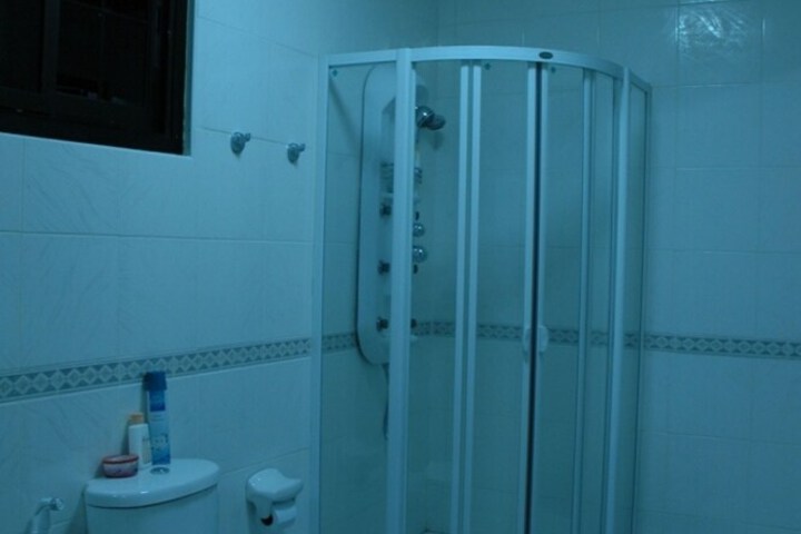 Room 43 of 71