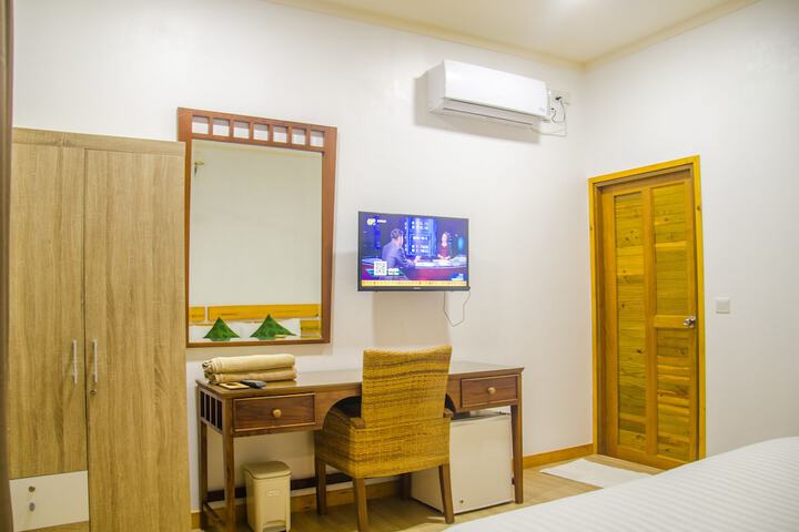 Room 19 of 48