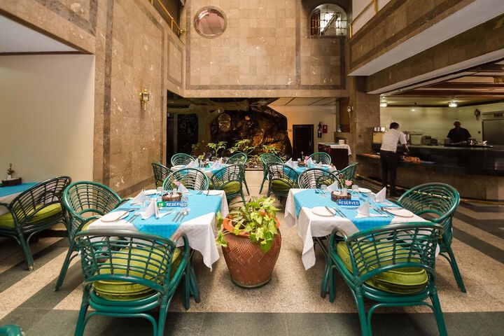 Dining 100 of 124