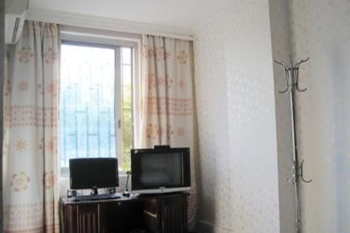 Room 14 of 34