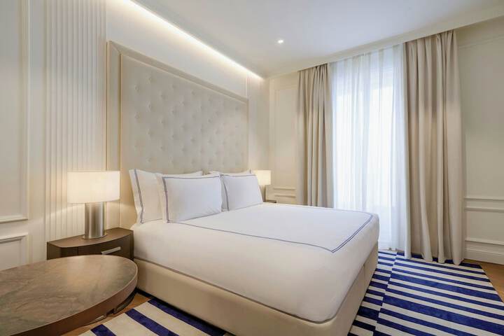 Room 13 of 53