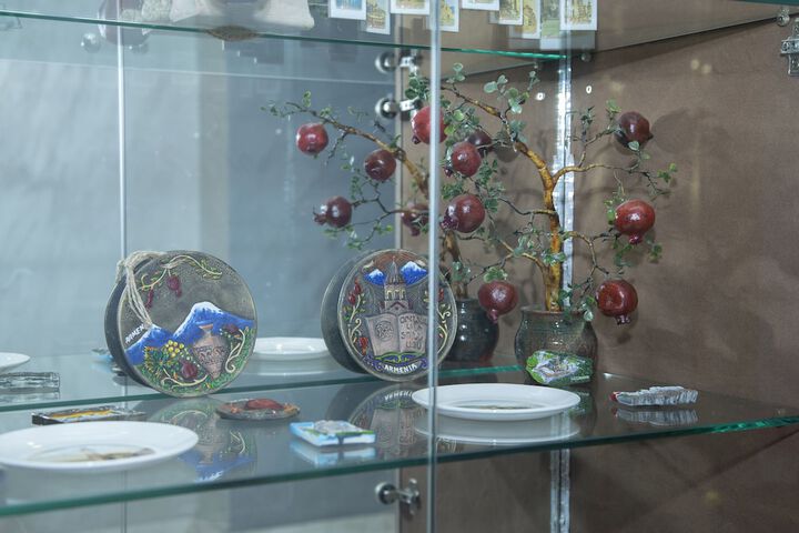 Gift Shop 65 of 77