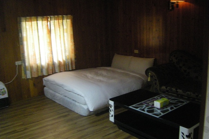 Room 21 of 43