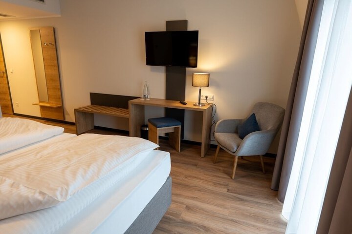 Room 46 of 65