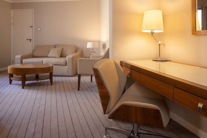 Room 21 of 86