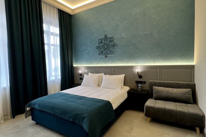 Room 25 of 70