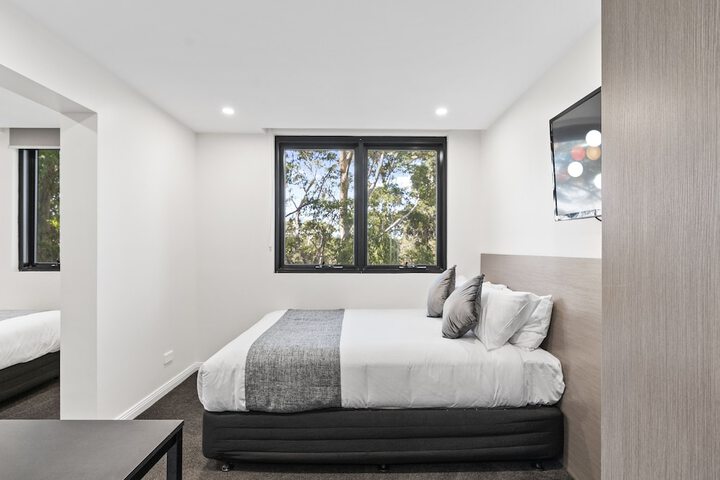 Room 6 of 62
