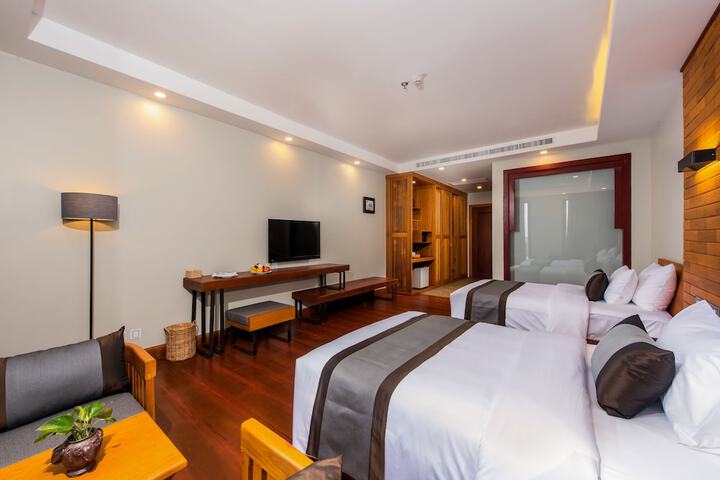Room 17 of 63