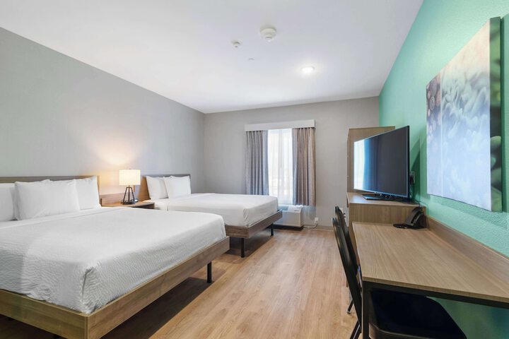 Room 7 of 27
