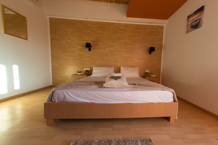 Room 17 of 87