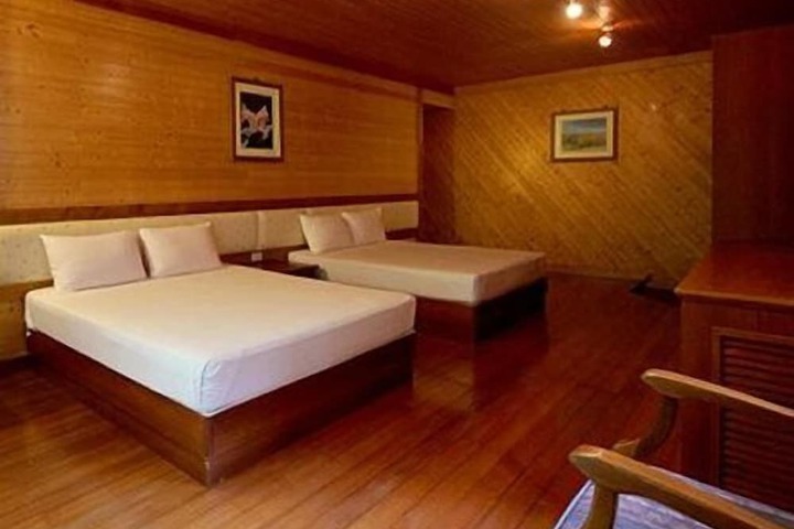 Room 11 of 42