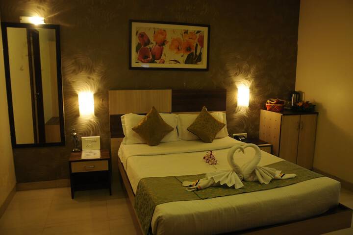 Room 12 of 53