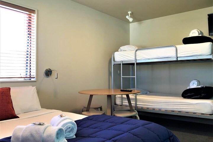 Room 15 of 55