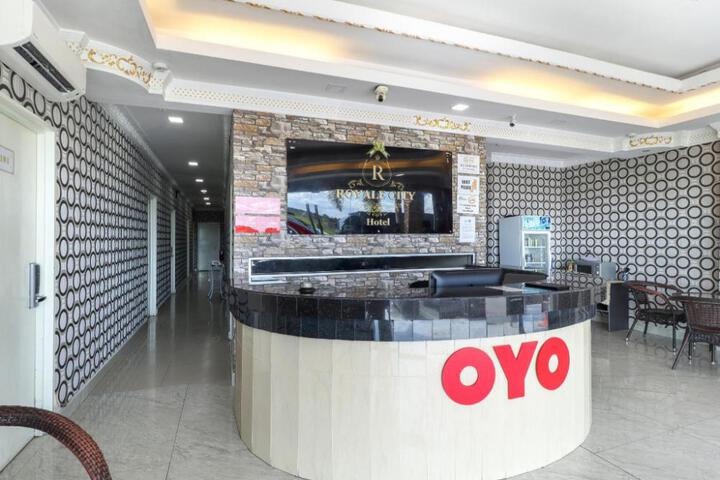 OYO 89665 Royale City Hotel