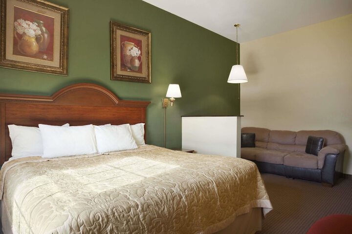 1 King Bed Mobility Accessible (8 of 15)