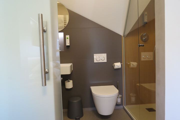 Room 39 of 82