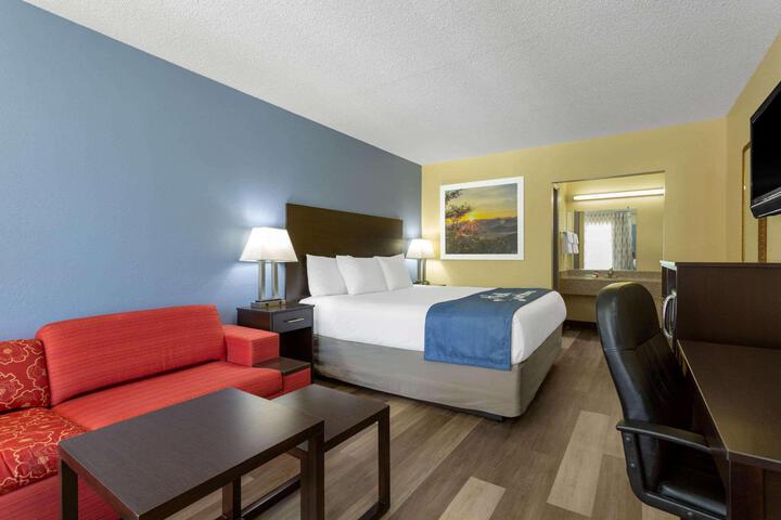 1 King Bed (1 of 8)