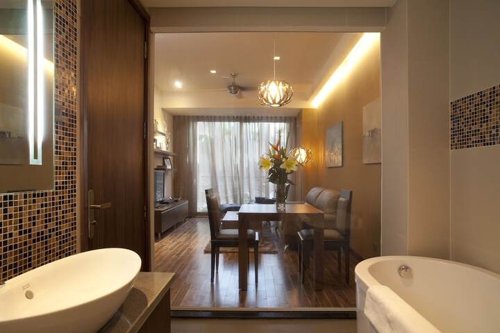 Room 29 of 38