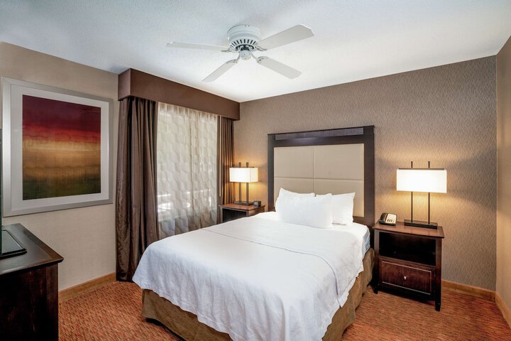 1 King Bed 1 Bedroom Suite (29 of 42)