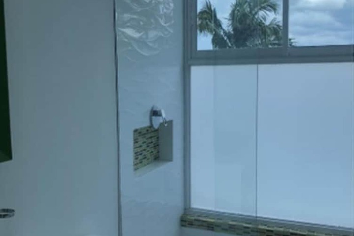 Room 14 of 18
