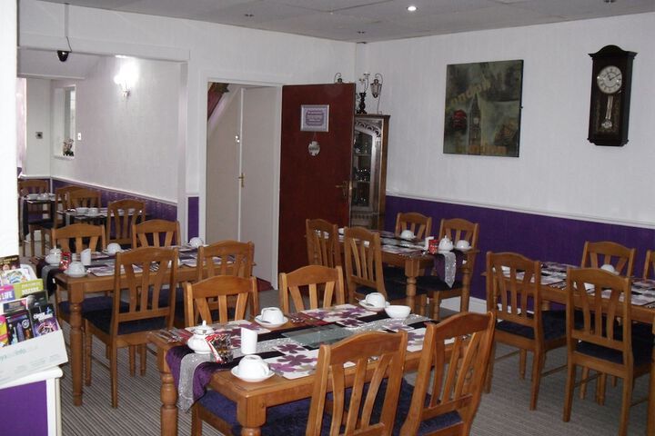 Dining 77 of 87
